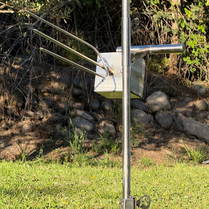 Asador Spiedo para Camping, eléctrico y a baterías – Humos