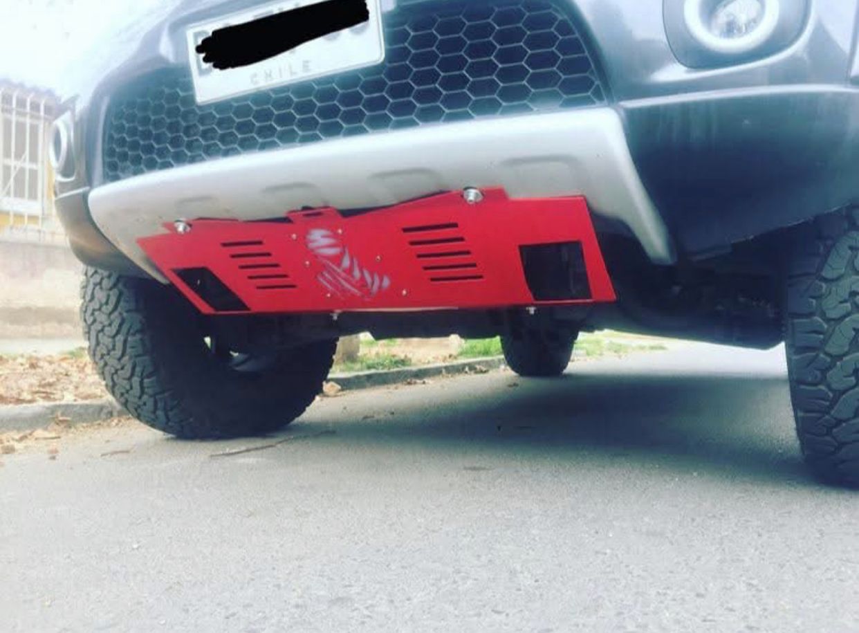 Cubre Carter Frontal Mitsubishi Montero G2 (2011-2015) – CubrecarterX
