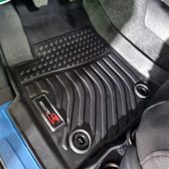 Pisos de Calce Perfecto Para Mitsubishi L200 (2025+) – OM Industrias
