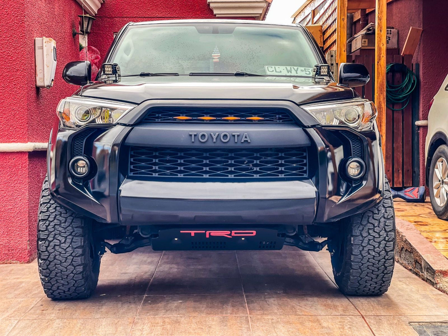 Skid plate protector inferior tipo TRD, color negro. – Moab