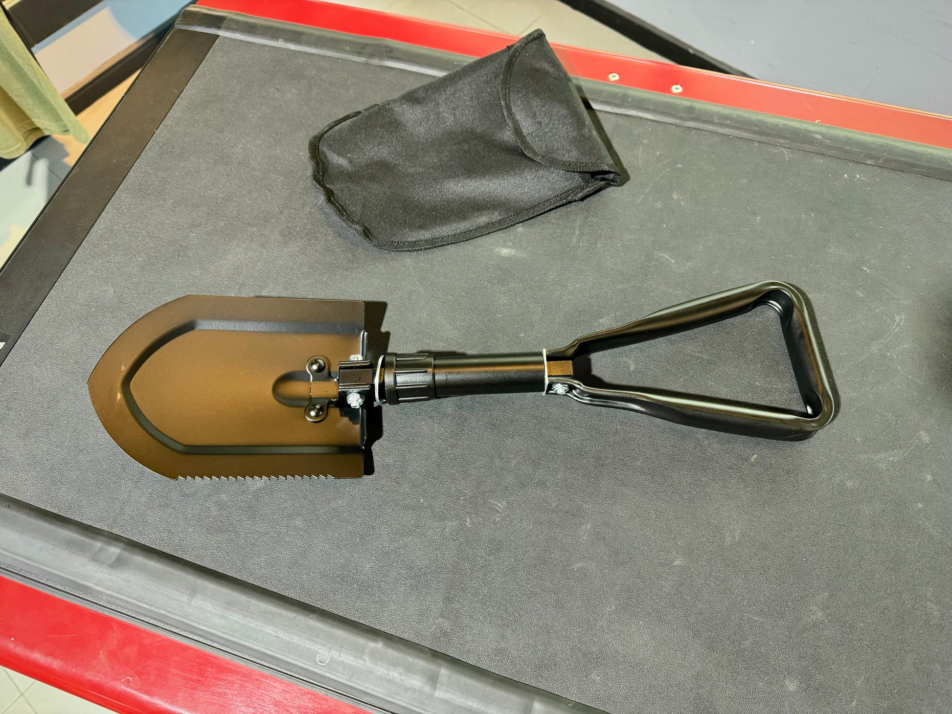 Pala Plegable Pequeña de 3 Secciones con Bolso de Transporte – All-Top