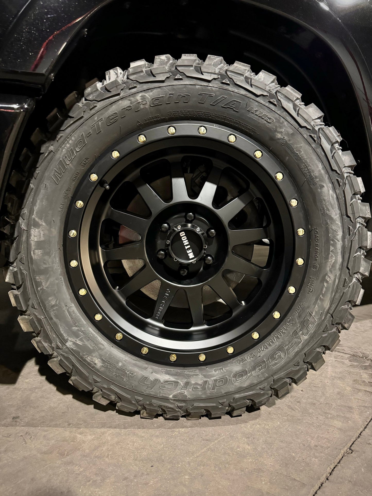 Llanta 304 Matte Black 6x139.7 R20 Offset -18 mm – Method Race Wheels