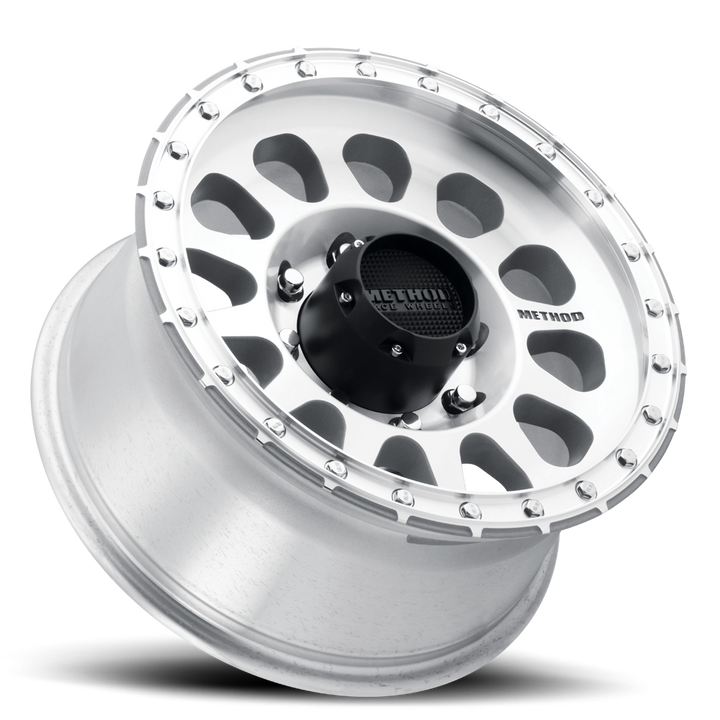 Llanta 315 Machined Clear Coat 8x165 R17 Offset -12 mm – Method Race Wheels