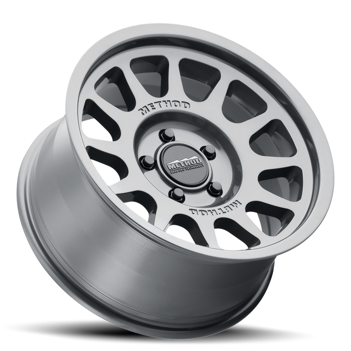 Llanta 703 Gloss Titanium 5x127 R17 Offset -12 mm – Method Race Wheels
