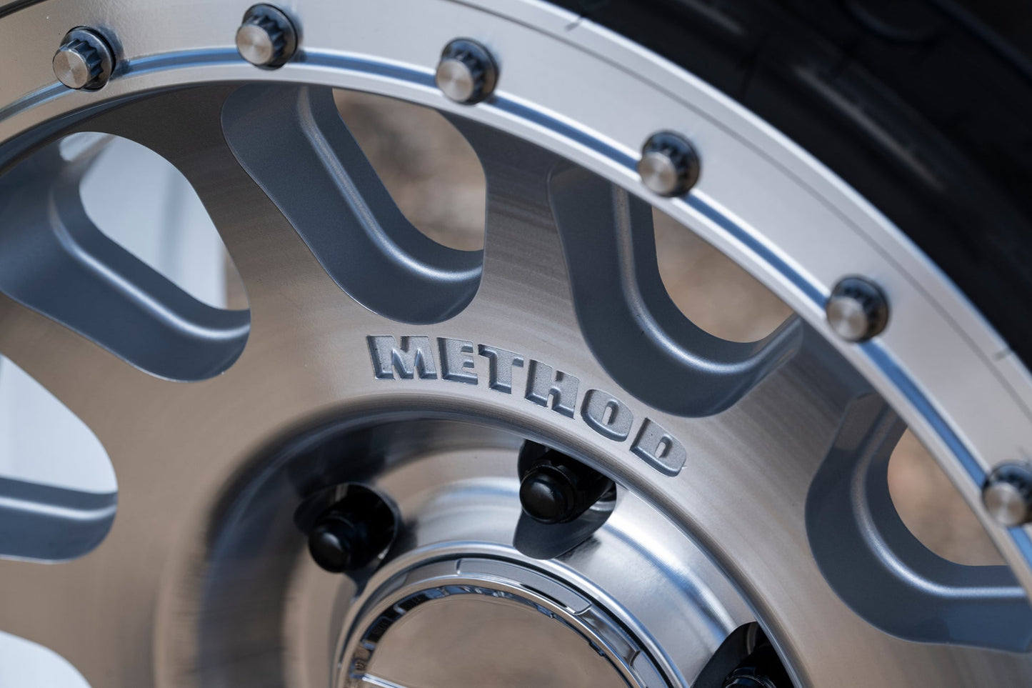 Llanta 709 Machined 6x139.7 R17 Offset 0 mm – Method Race Wheels
