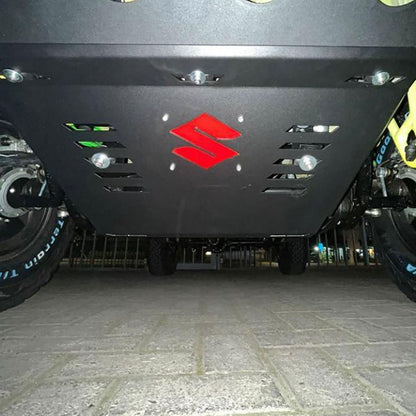 Protección Cubre Carter Suzuki Jimny de metal resistente para proteger el vehículo en terrenos difíciles