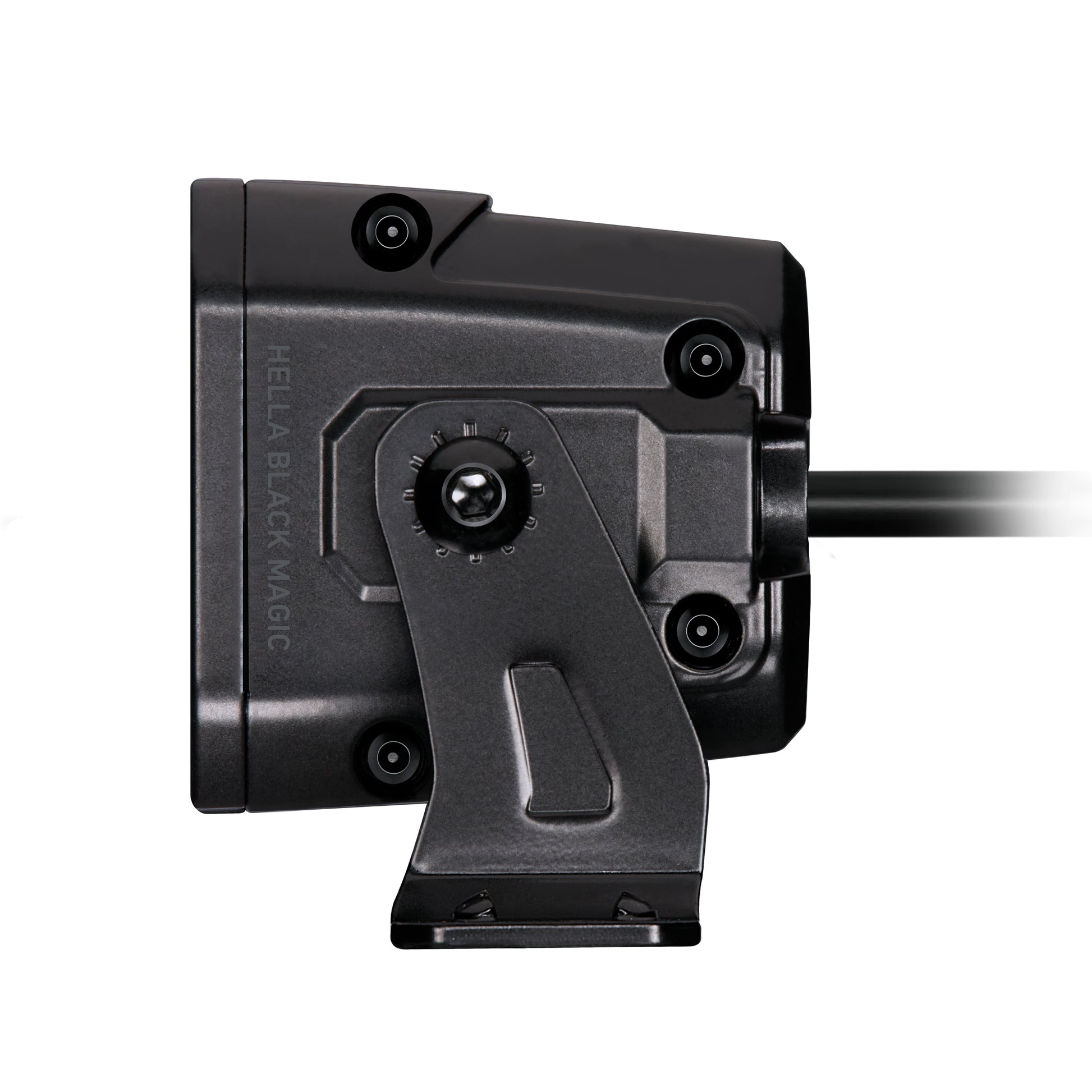 Barra LED Hella Black Magic para iluminación OffRoad con soporte ajustable y diseño robusto