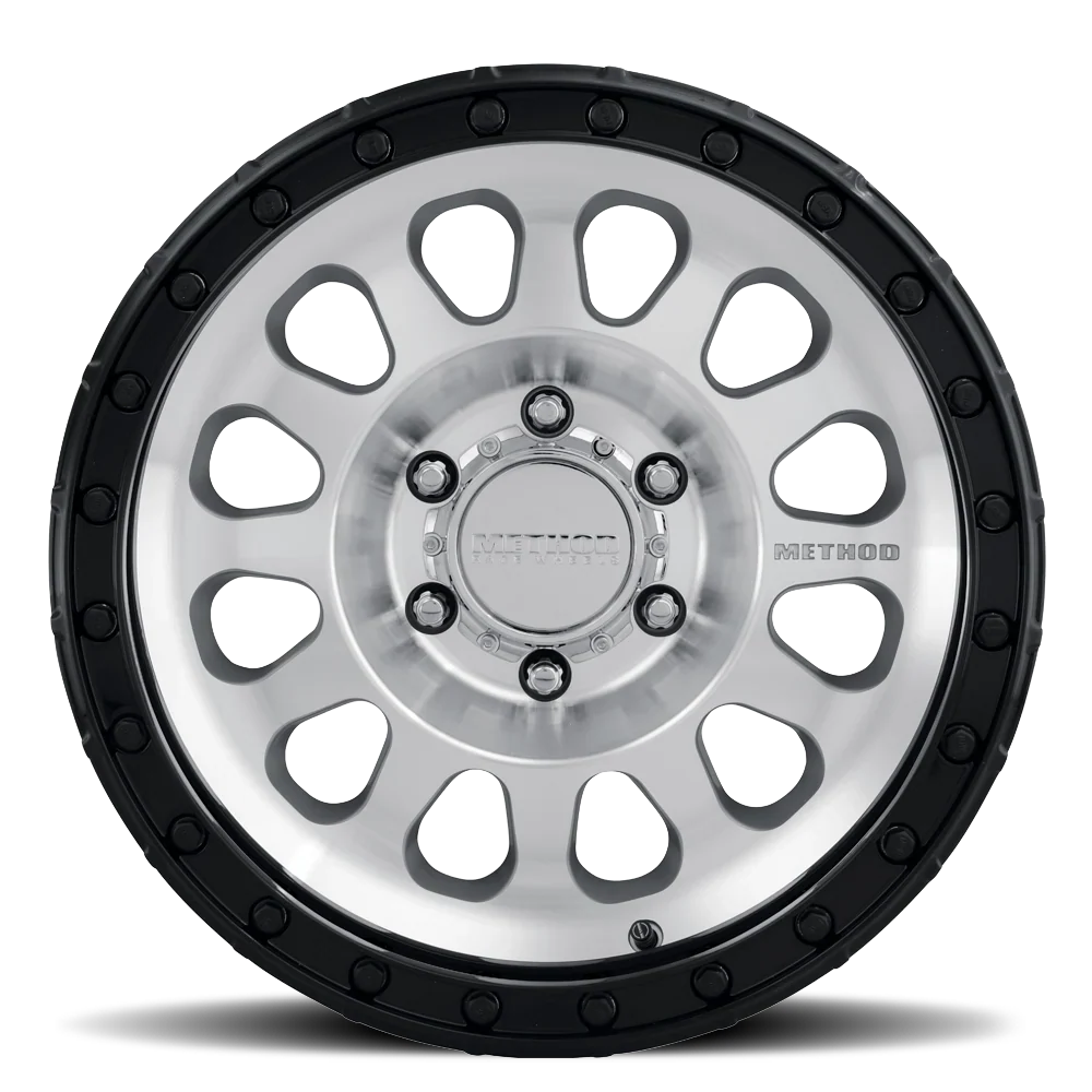 Method 315 Machined & Gloss Black Lip 17x8.5 6x135