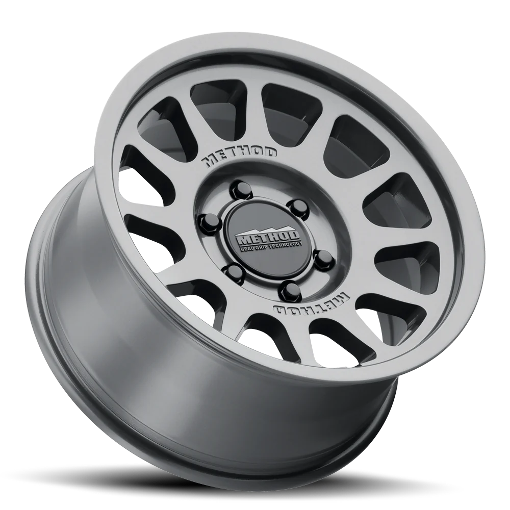 Llanta 703 Gloss Titanium 6x139.7 R17 Offset -12 mm  – Method Race Wheels
