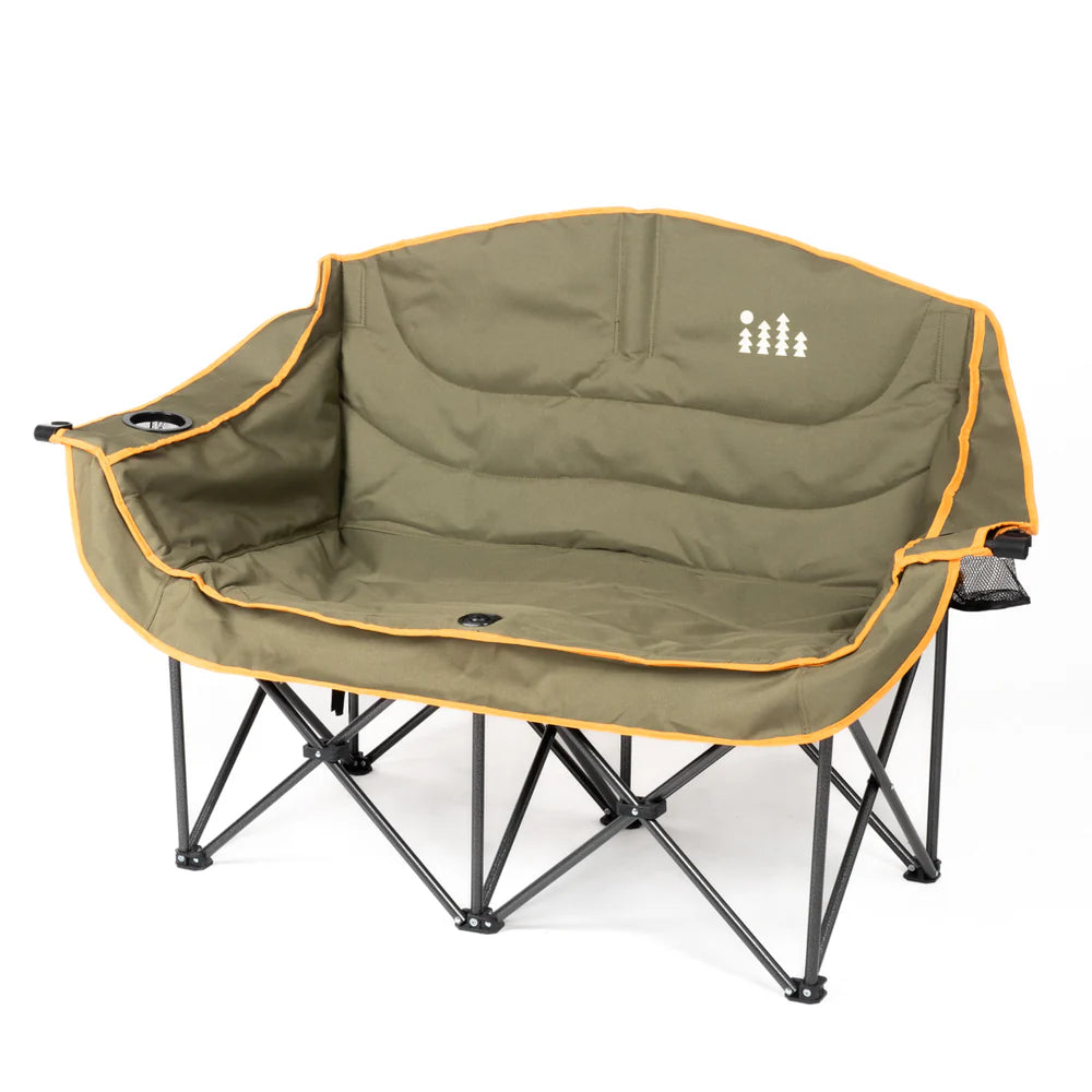Silla de Camping Doble TRIBU color oliva con estructura resistente y confortable para dos personas